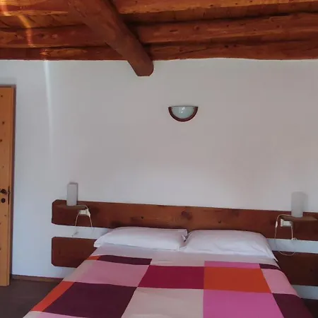 La Tieda - Locazione Turistica Reolon فندق مبيت وإفطار 3*