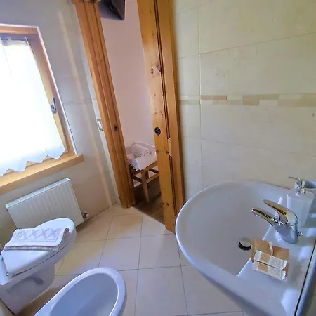 فندق مبيت وإفطار La Tieda - Locazione Turistica Reolon بيلونو